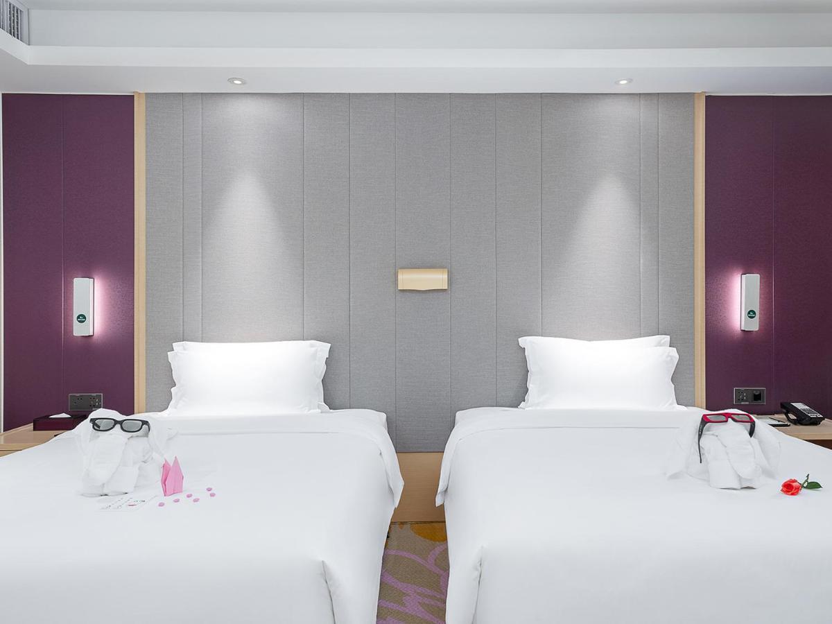 Lavande Hotel Baiyun International Airport Branch Guangzhou Exterior photo